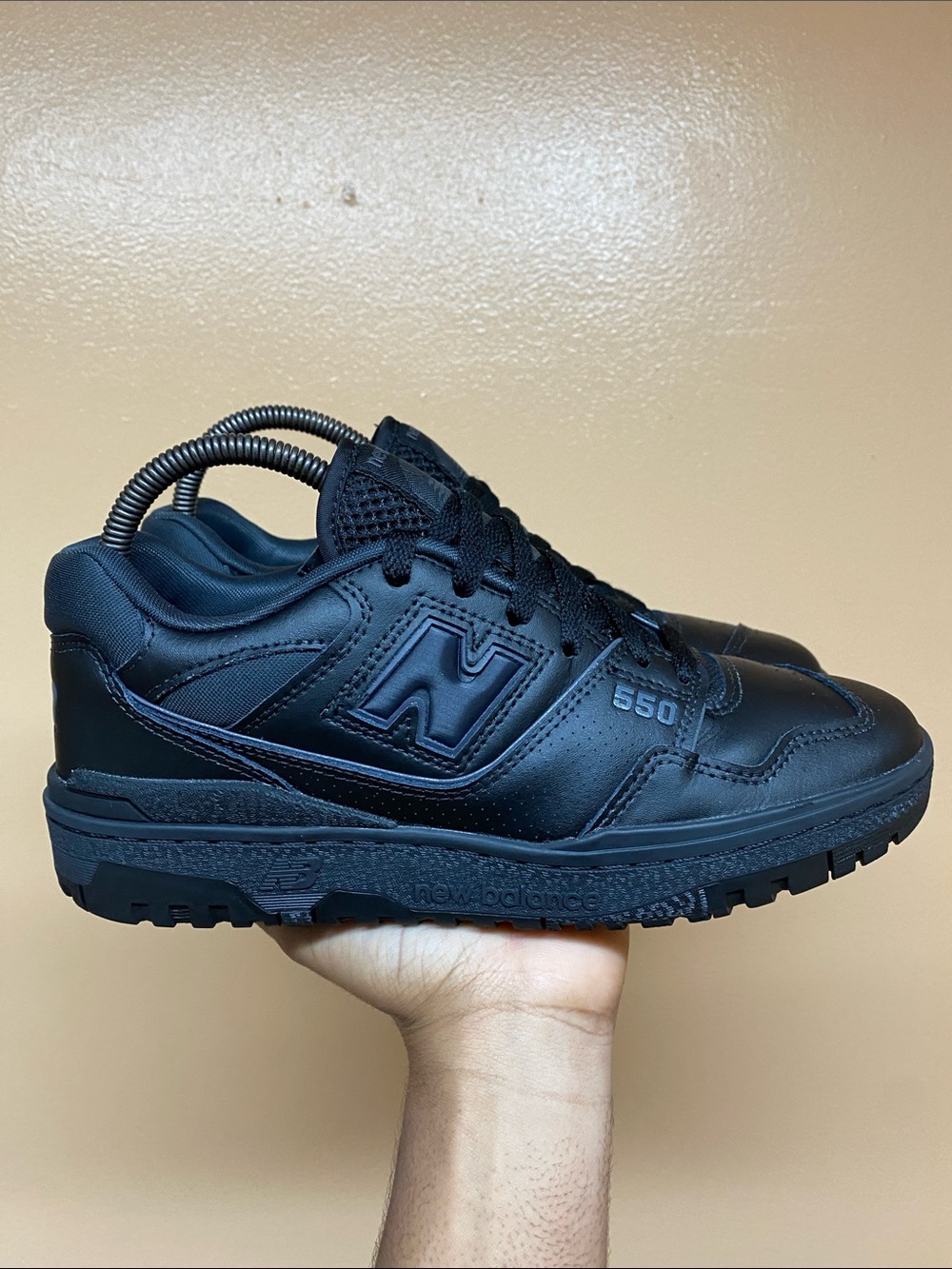 New Balance 550 “Triple Black” Men's Low Top Basketball Sneakers Size 8 BB550BBB